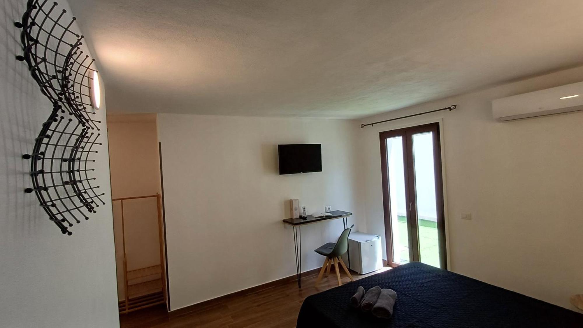 Tera Cagliari Hotel Bagian luar foto
