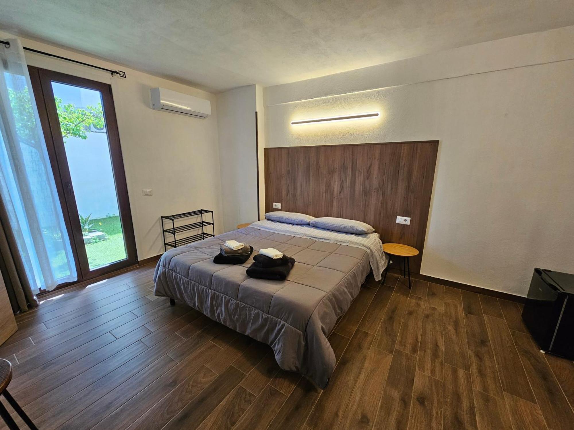 Tera Cagliari Hotel Bagian luar foto